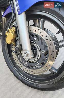 Мотоцикл Спорт-туризм Honda CBF 600 2004 в 