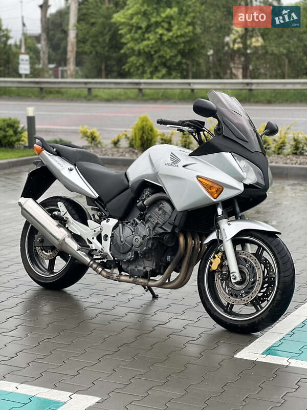 Мотоцикл Классік Honda CBF 600 2005 в 