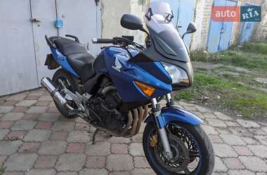 Мотоцикл Спорт-туризм Honda CBF 600N 2004 в 
