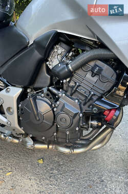 Мотоцикл Спорт-туризм Honda CBF 600N 2004 в 