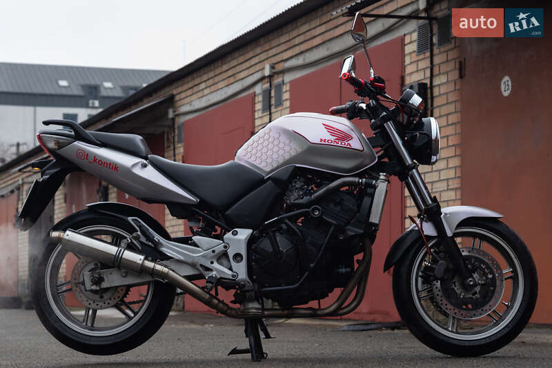 Honda CBF 600N 2005
