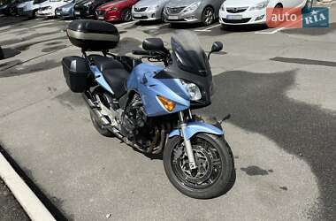 Мотоцикл Багатоцільовий (All-round) Honda CBF 600S 2005 в 