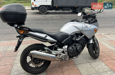 Мотоцикл Спорт-туризм Honda CBF 600S 2004 в 