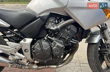 Мотоцикл Спорт-туризм Honda CBF 600S 2004 в 