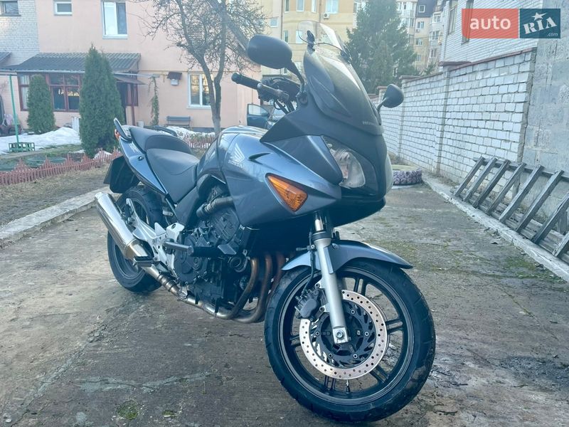 Мотоцикл Спорт-туризм Honda CBF 600S 2004 в Киеве фото Мотоцикл Спорт-туризм Honda CBF 600S 2004 в Киеве