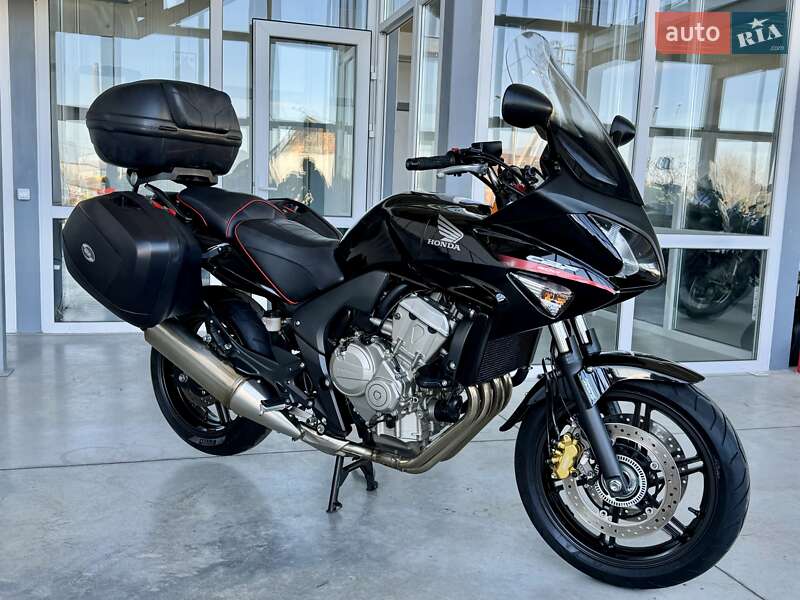 Мотоцикл Спорт-туризм Honda CBF 600SA 2010 в 