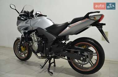 Мотоцикл Спорт-туризм Honda CBF 600SA 2009 в 