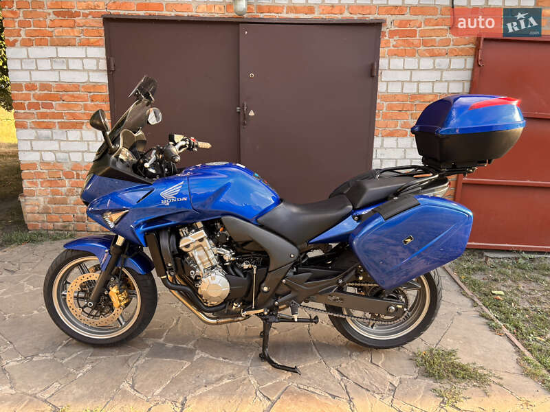 Мотоцикл Спорт-туризм Honda CBF 600SA 2009 в 