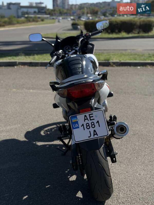 Мотоцикл Спорт-туризм Honda CBF 600SA 2010 в Кривому Розі фото 12 Мотоцикл Спорт-туризм Honda CBF 600SA 2010 в Кривому Розі