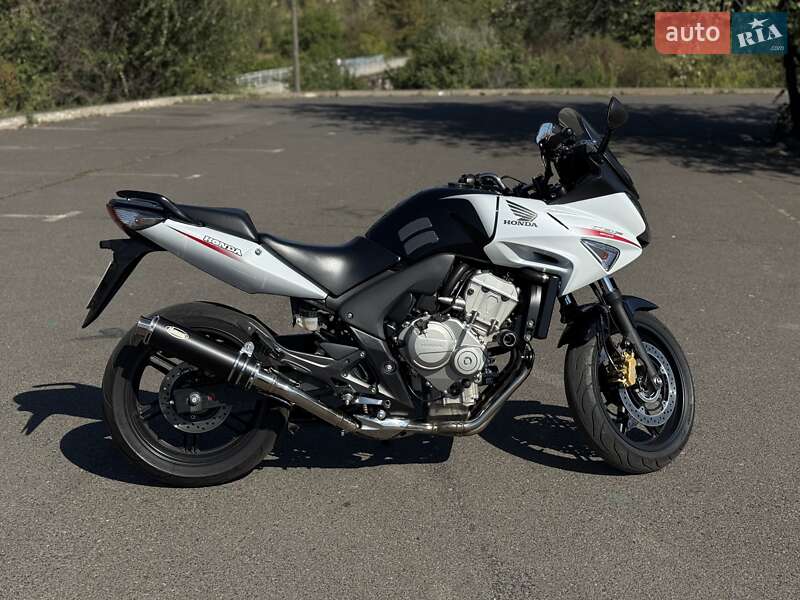 Мотоцикл Спорт-туризм Honda CBF 600SA 2010 в Кривому Розі фото 14 Мотоцикл Спорт-туризм Honda CBF 600SA 2010 в Кривому Розі