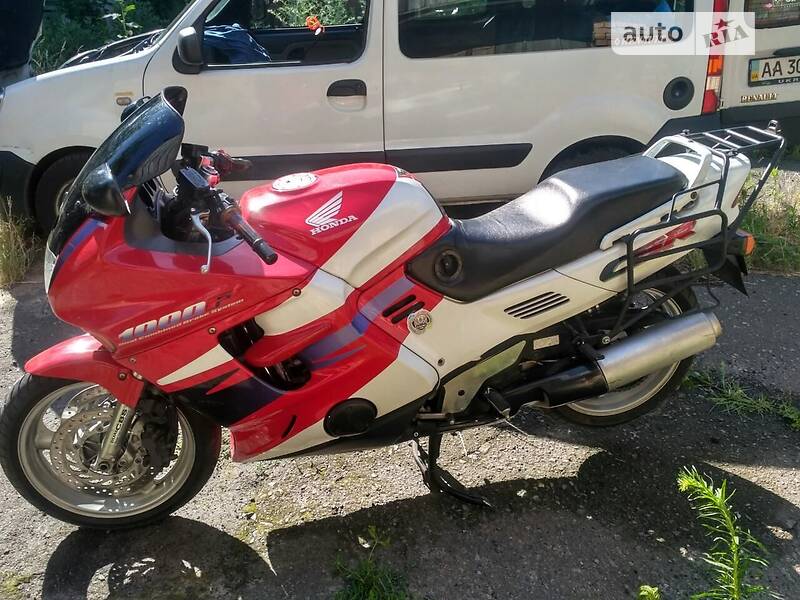 Honda CBR 1000 CBR 1000F
