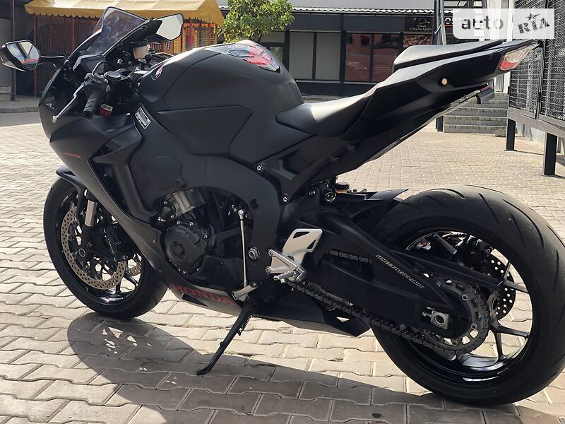 Мотоцикл Супермото (Motard) Honda CBR 1000F 2017 в Тернополі