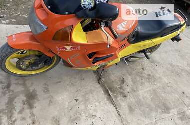 Мотоцикл Спорт-туризм Honda CBR 1000F 1993 в Хотине