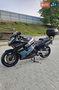 Мотоцикл Спорт-туризм Honda CBR 1000F 1993 в 