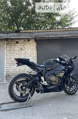 Спортбайк Honda CBR 1000RR 2008 в Дніпрі