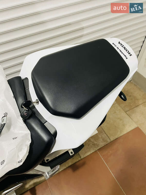 Спортбайк Honda CBR 1000RR 2012 в Києві