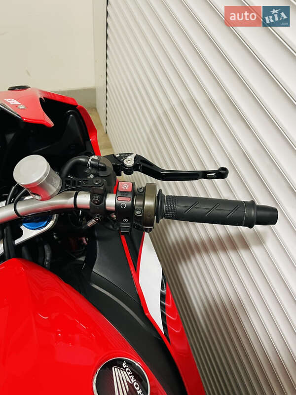 Спортбайк Honda CBR 1000RR 2012 в Києві