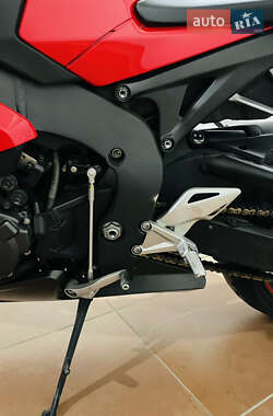 Спортбайк Honda CBR 1000RR 2012 в 