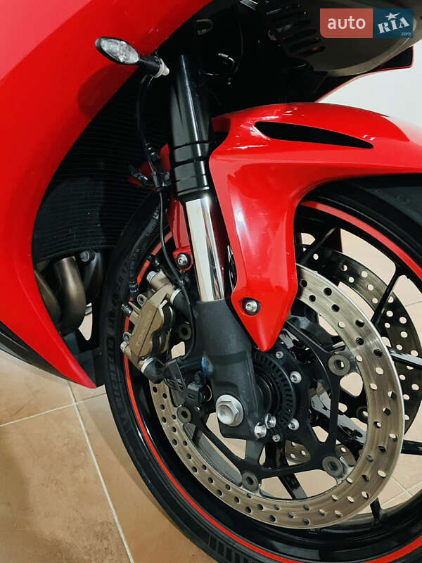 Спортбайк Honda CBR 1000RR 2012 в Києві