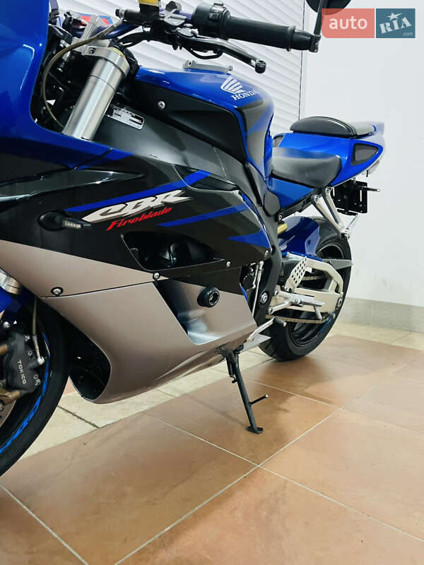 Спортбайк Honda CBR 1000RR 2007 в Киеве