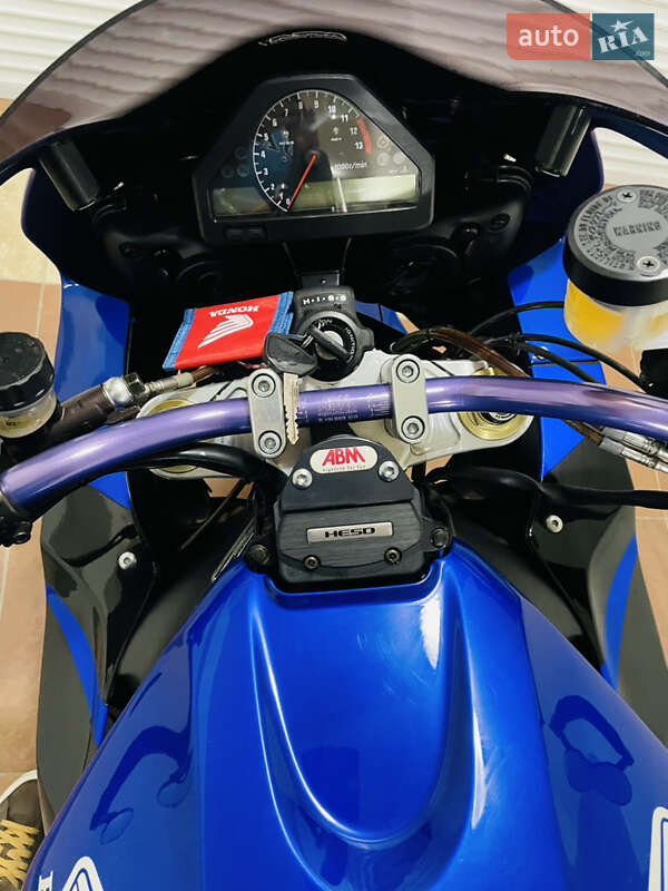 Спортбайк Honda CBR 1000RR 2007 в Киеве