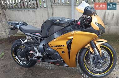 Спортбайк Honda CBR 1000RR 2008 в Хмельницком