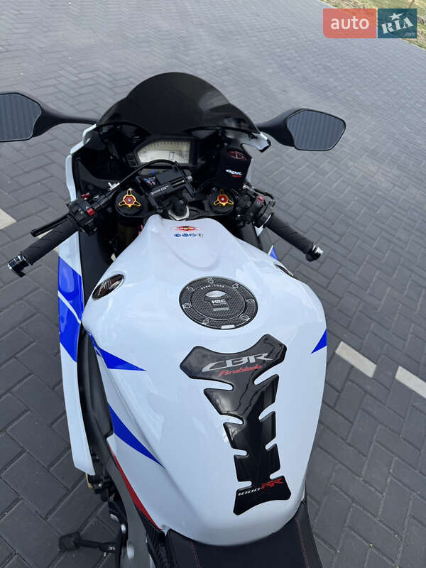 Спортбайк Honda CBR 1000RR 2012 в Кропивницькому