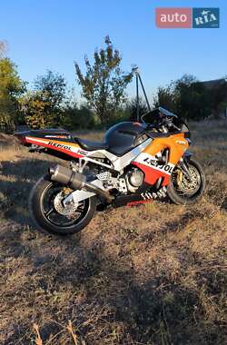 Спортбайк Honda CBR 1000RR 2004 в Богодухіву