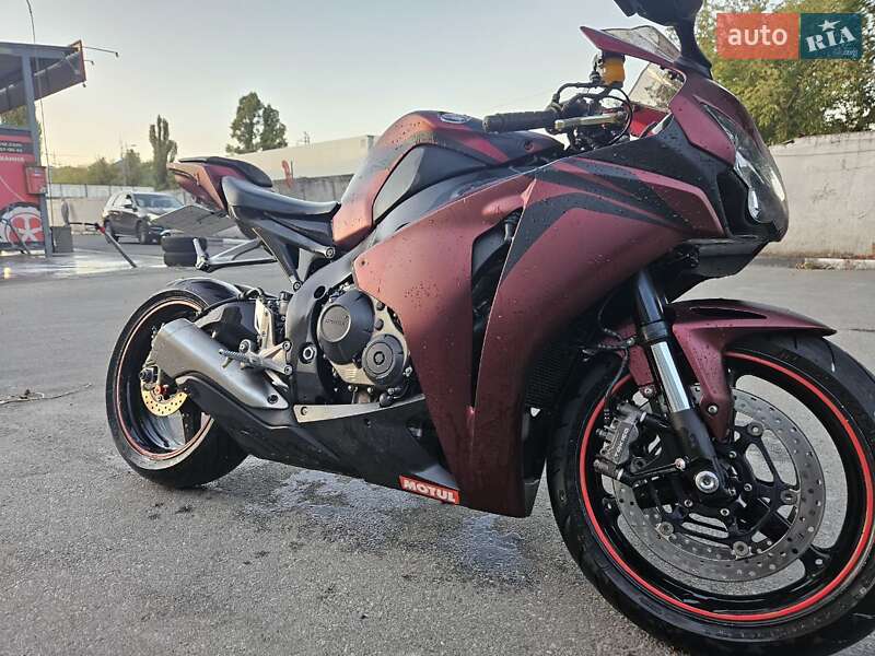 Спортбайк Honda CBR 1000RR 2008 в Києві