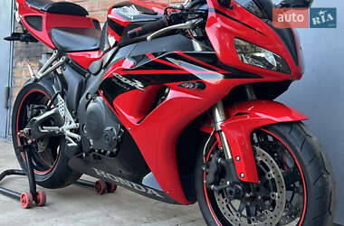 Спортбайк Honda CBR 1000RR 2007 в 