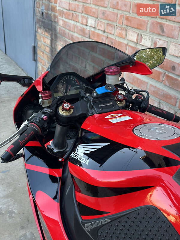 Спортбайк Honda CBR 1000RR 2007 в Ніжині