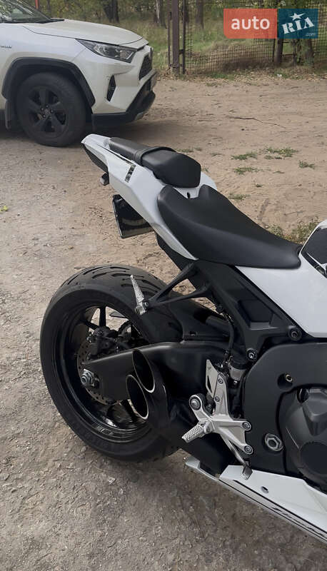 Спортбайк Honda CBR 1000RR 2022 в Запорожье