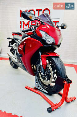 Спортбайк Honda CBR 1000RR 2009 в 