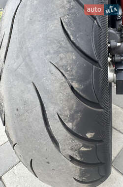 Спортбайк Honda CBR 1000RR 2006 в  фото 11 Спортбайк Honda CBR 1000RR 2006 в