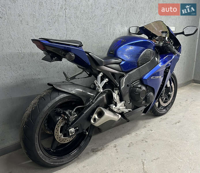 Спортбайк Honda CBR 1000RR 2008 в Ніжині фото 3 Спортбайк Honda CBR 1000RR 2008 в Ніжині