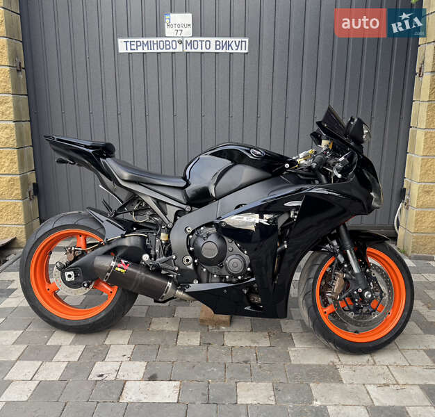Спортбайк Honda CBR 1000RR 2008 в Новомосковську