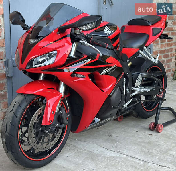 Спортбайк Honda CBR 1000RR 2007 в Ніжині
