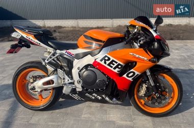 Спортбайк Honda CBR 1000RR 2007 в Києві