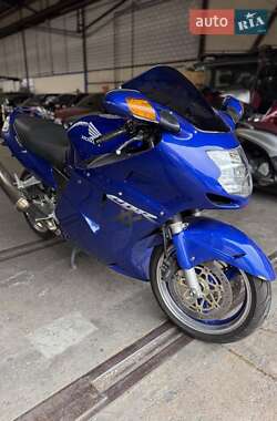 Мотоцикл Спорт-туризм Honda CBR 1100XX Blackbird 2003 в 