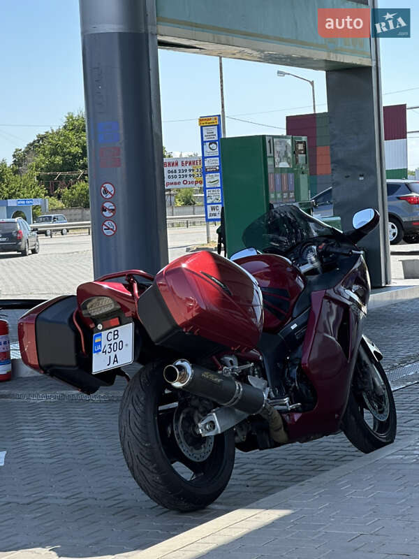 Мотоцикл Спорт-туризм Honda CBR 1100XX Blackbird 1997 в Чернігові фото 7 Мотоцикл Спорт-туризм Honda CBR 1100XX Blackbird 1997 в Чернігові