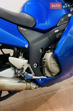 Мотоцикл Спорт-туризм Honda CBR 1100XX 2001 в 