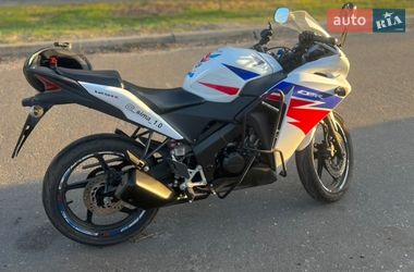 Мотоцикл Спорт-туризм Honda CBR 125R 2013 в Киеве