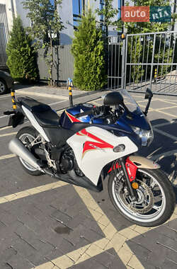 Спортбайк Honda CBR 250R 2012 в Крюковщине