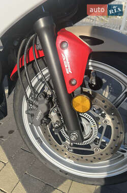 Спортбайк Honda CBR 250R 2012 в Крюковщине