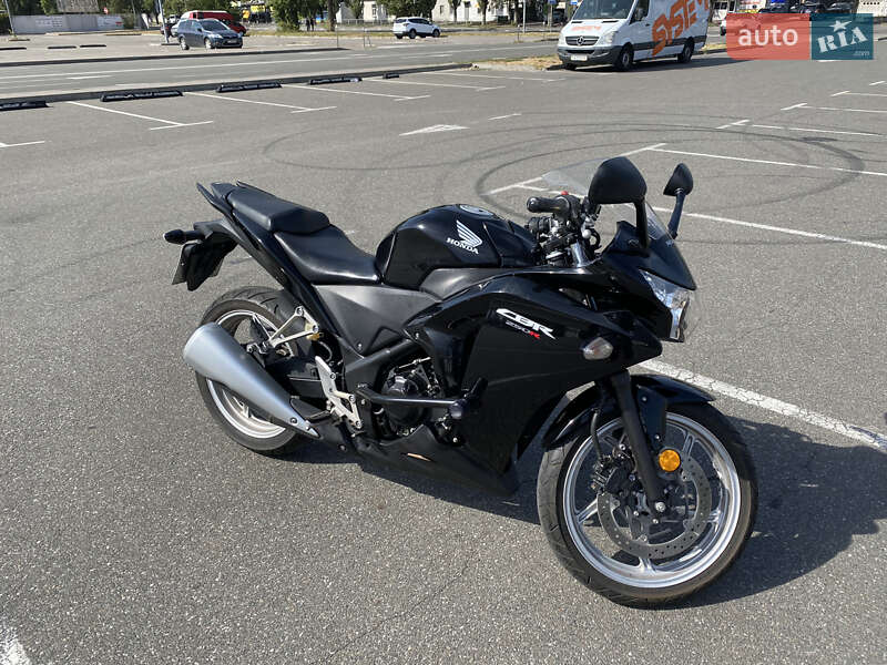 Honda CBR 250R 2012