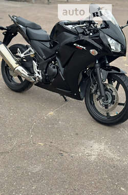 Мотоцикл Спорт-туризм Honda CBR 250R 2014 в Сновске