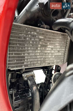 Мотоцикл Спорт-туризм Honda CBR 250R 2011 в 