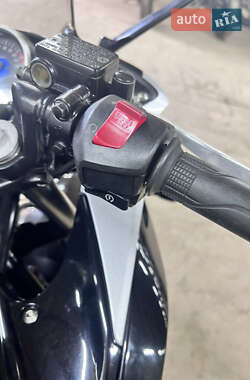Мотоцикл Спорт-туризм Honda CBR 250R 2012 в 