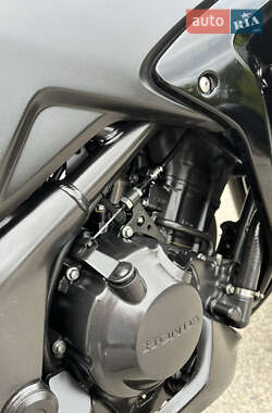 Мотоцикл Спорт-туризм Honda CBR 250R 2013 в 