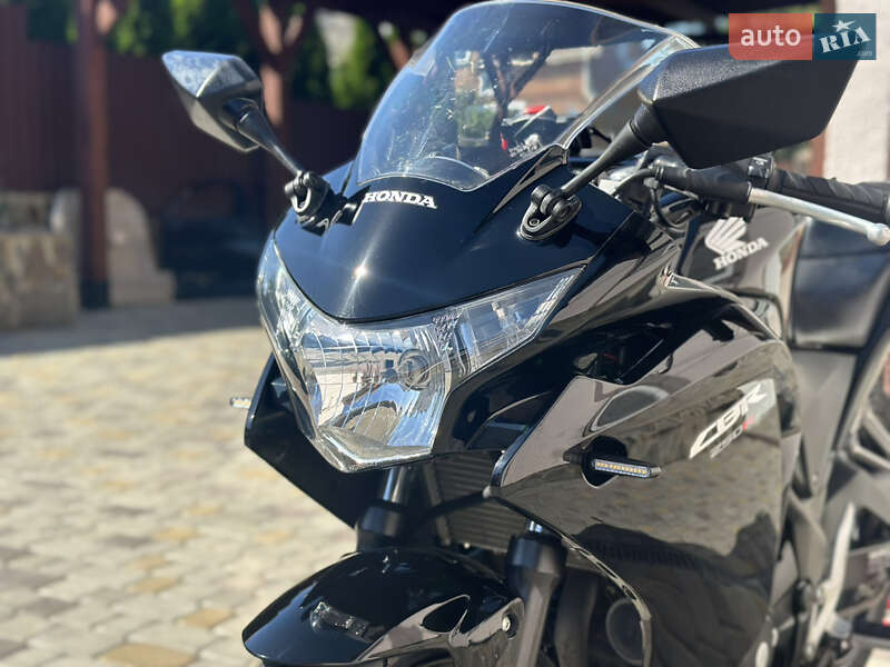 Спортбайк Honda CBR 250R 2013 в Львове